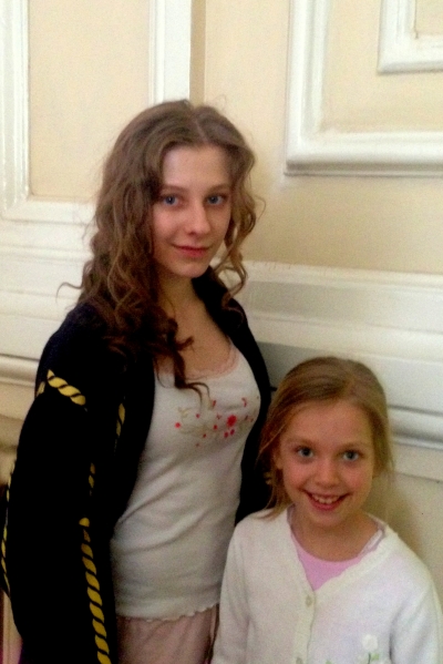С талантливой молодой актрисой Лизой Арзамасовой, т/с "Реставратор"